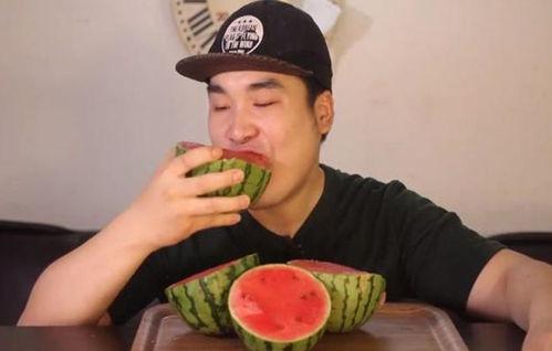 网红吃瓜吃啥,揭秘网红们钟爱的美食清单